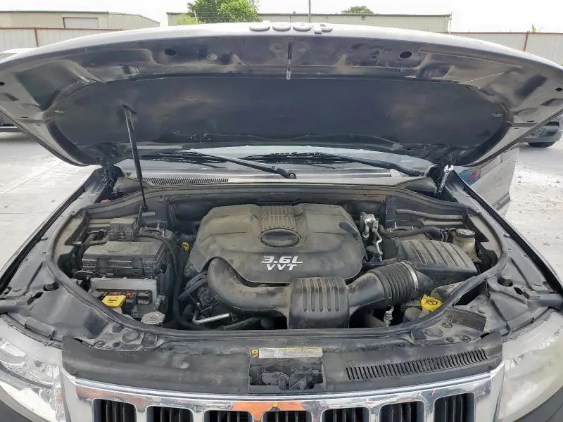 2012 JEEP GRAND CHEROKEE LAREDO  