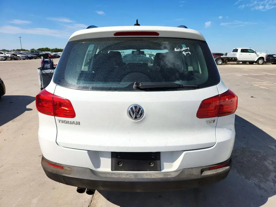 2017 VOLKSWAGEN TIGUAN S  
