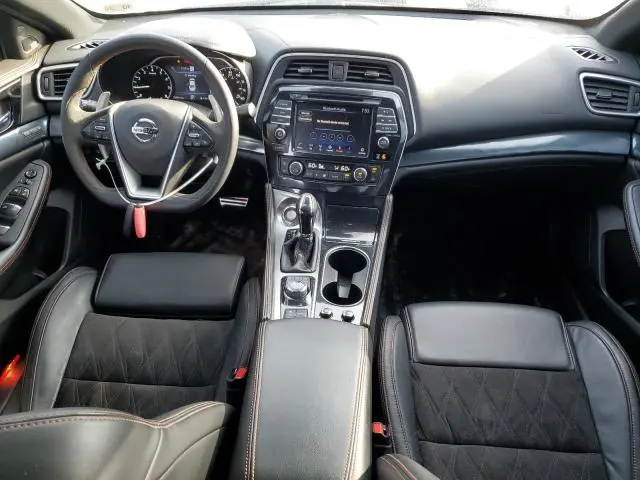 2021 NISSAN MAXIMA SR  