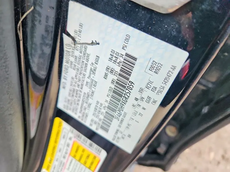 2016 FORD FUSION SE  