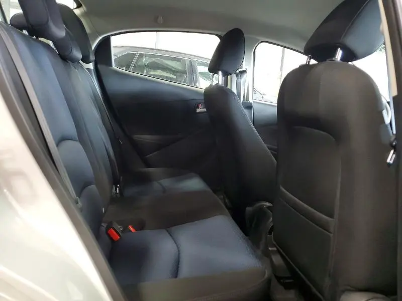 2020 TOYOTA YARIS L  