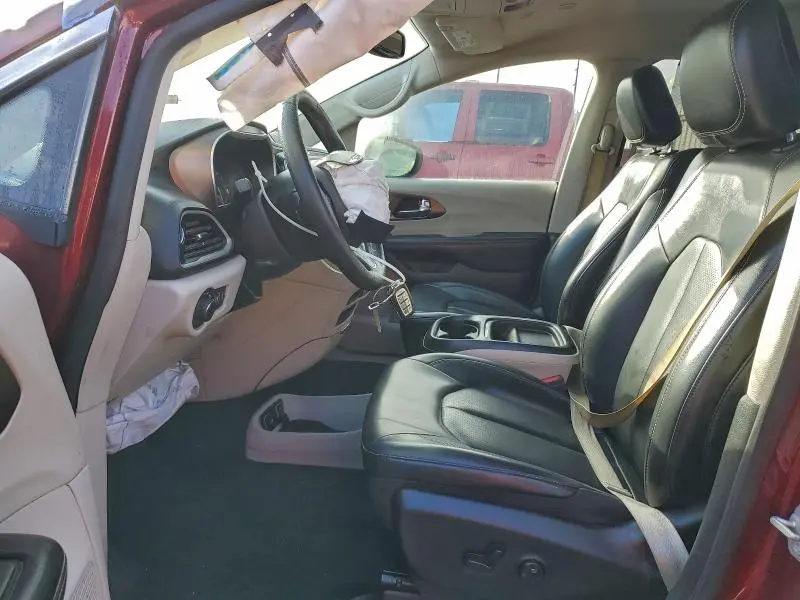 2021 CHRYSLER VOYAGER LXI  