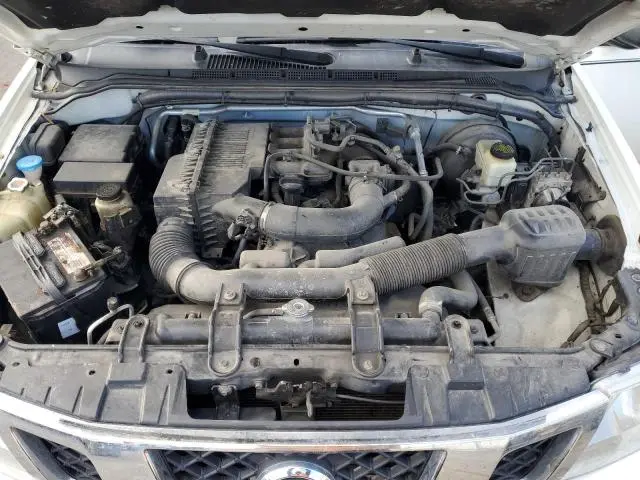 2014 NISSAN FRONTIER S  