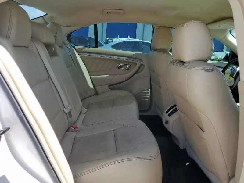 2015 FORD TAURUS SEL  