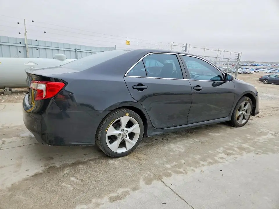 2014 TOYOTA CAMRY SE SPORT  