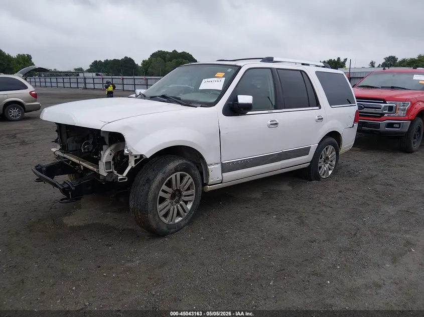 2014 LINCOLN NAVIGATOR  