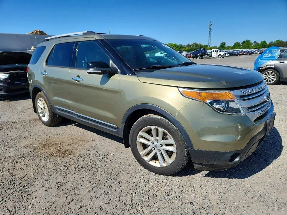 2013 FORD EXPLORER XLT  