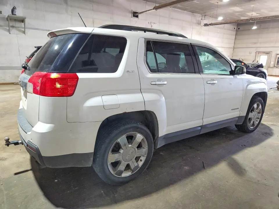 2013 GMC TERRAIN SLT  
