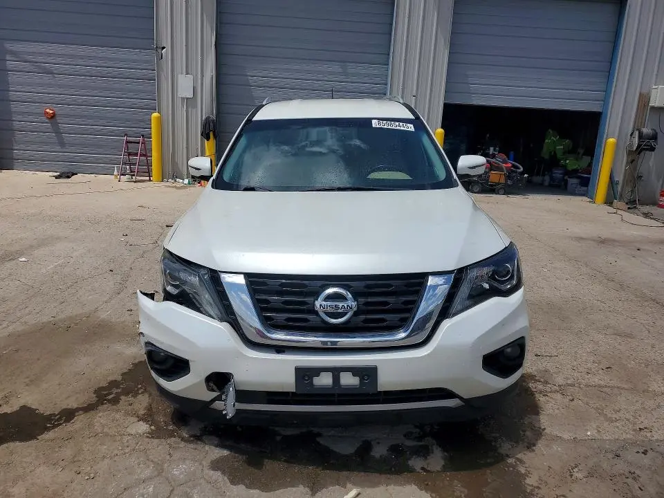 2017 NISSAN PATHFINDER SL  