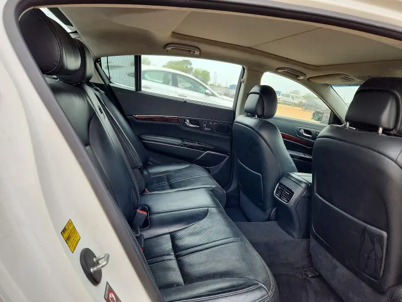 2016 KIA K900 LUXURY V6  