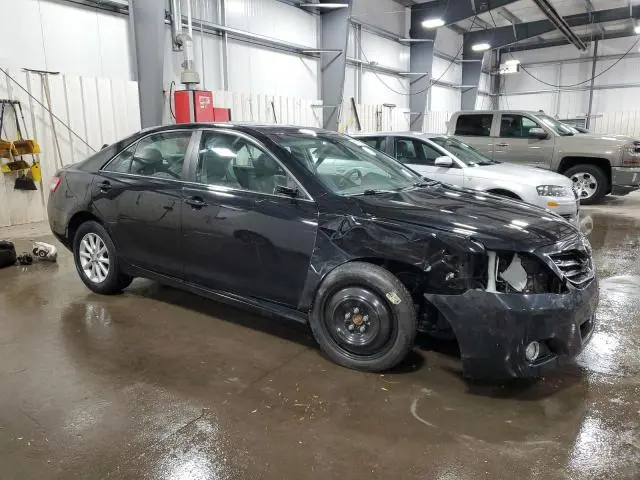 2011 TOYOTA CAMRY SE  