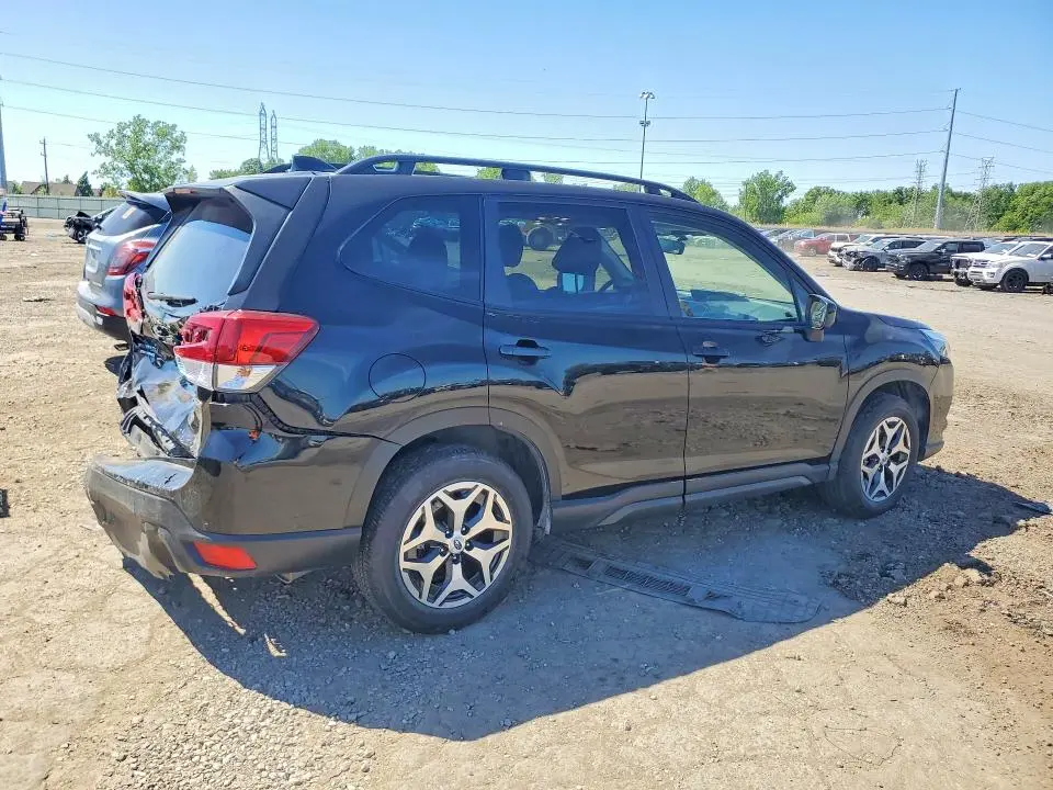 2024 SUBARU FORESTER PREMIUM  