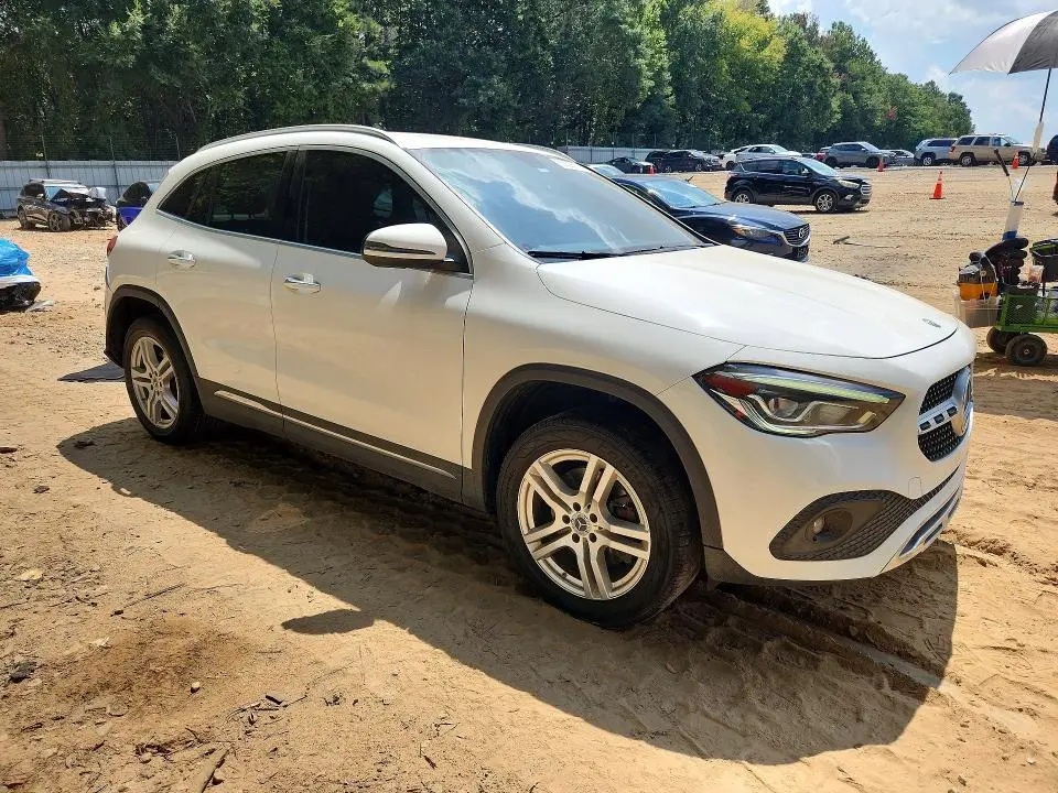 2021 MERCEDES-BENZ GLA 250  