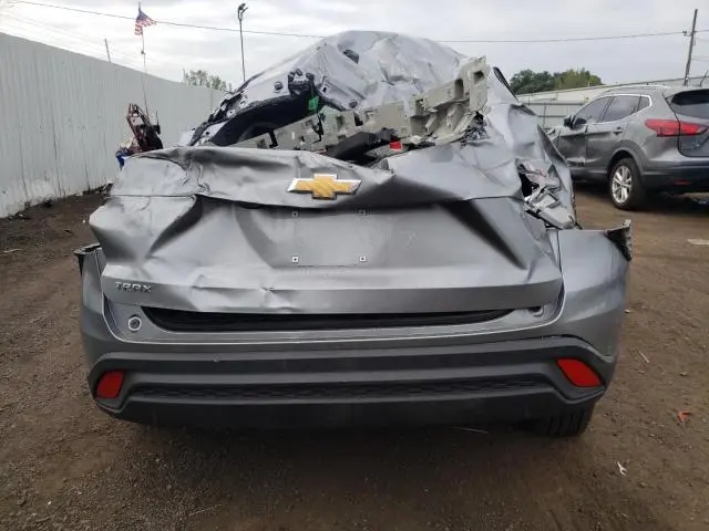 2025 CHEVROLET TRAX LS  