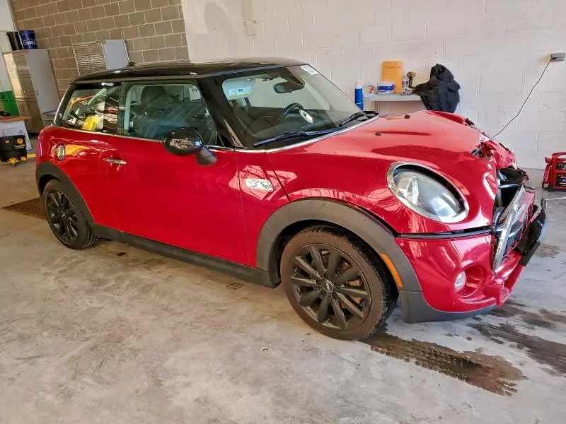 2019 MINI COOPER S  