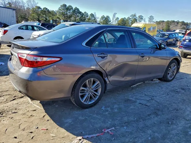 2015 TOYOTA CAMRY LE  