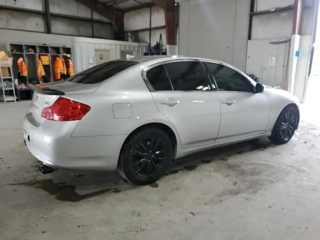 2013 INFINITI G37   
