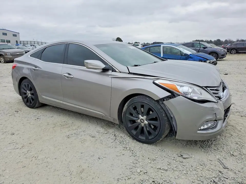 2013 HYUNDAI AZERA BASE  