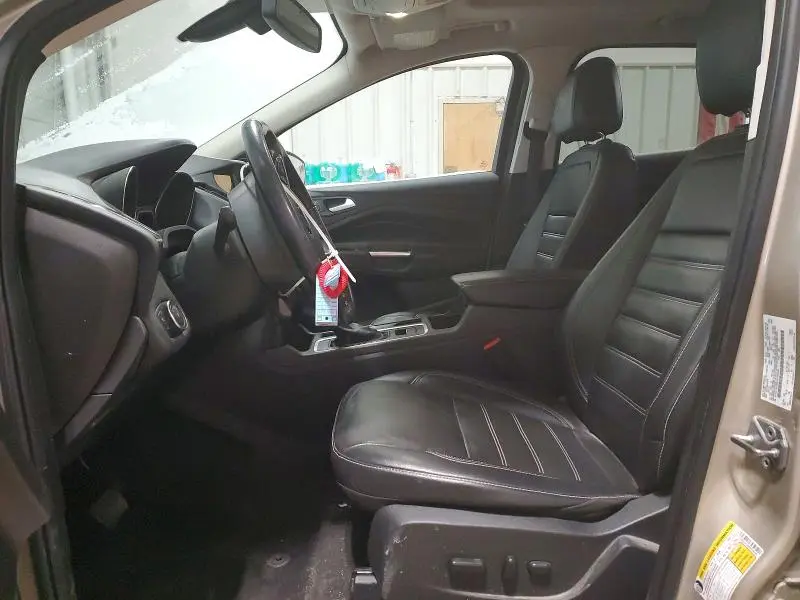 2017 FORD ESCAPE TITANIUM  