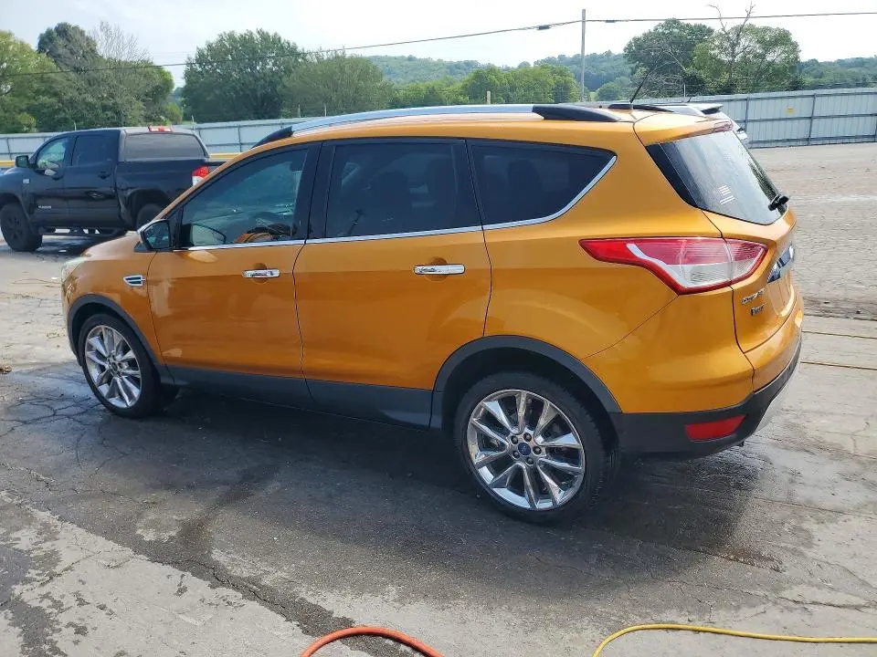 2016 FORD ESCAPE SE  