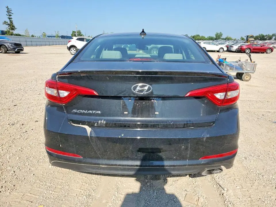 2016 HYUNDAI SONATA SE  