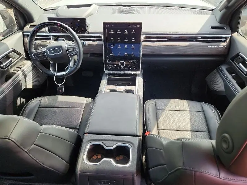 2024 GMC SIERRA DENALI  