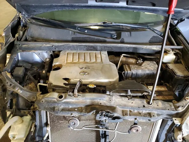 2011 TOYOTA HIGHLANDER BASE  