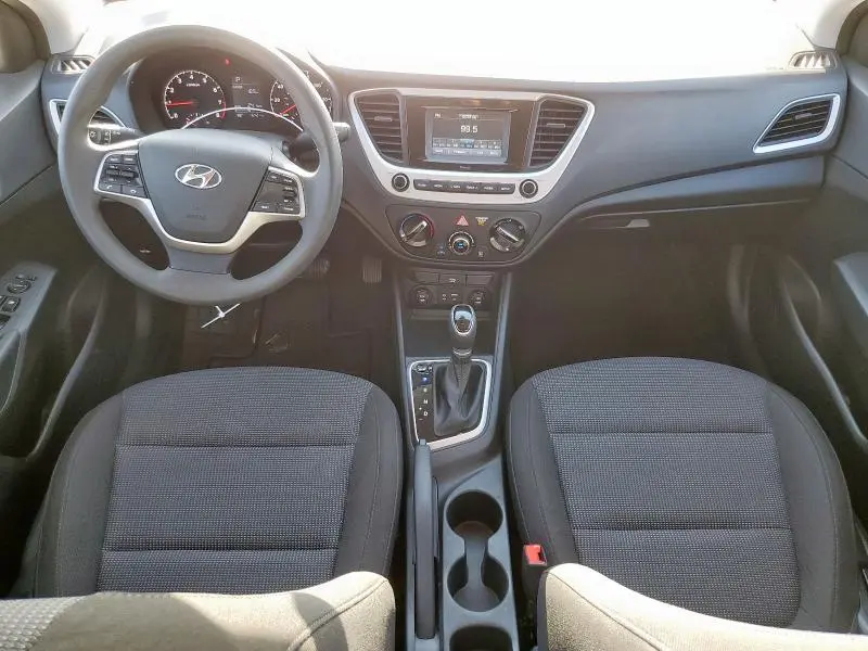 2022 HYUNDAI ACCENT SE  