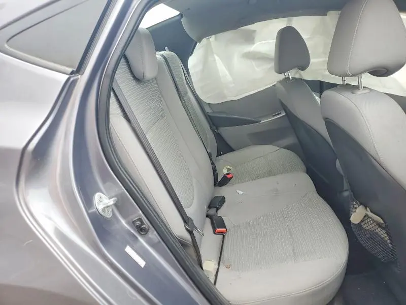 2015 HYUNDAI ACCENT GLS  