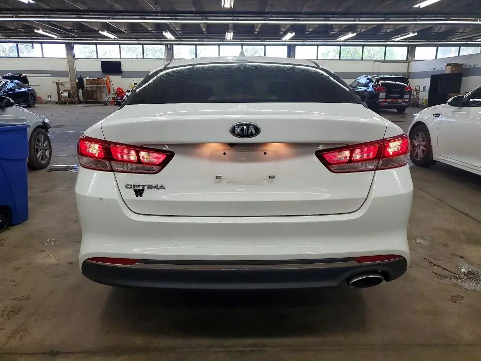2016 KIA OPTIMA LX  