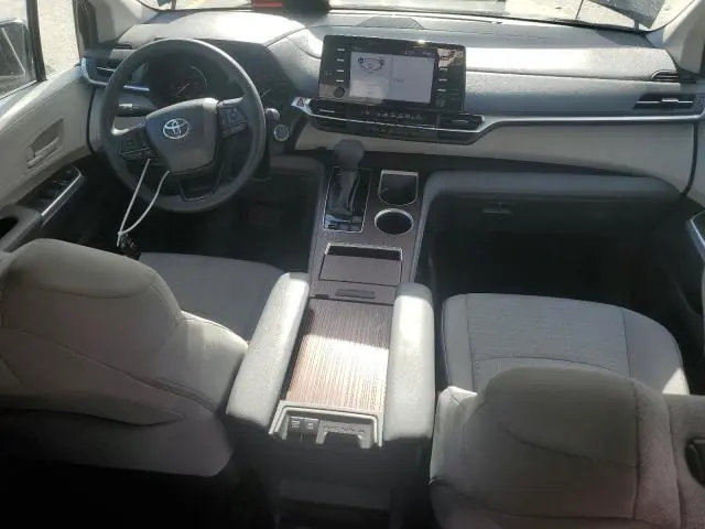 2024 TOYOTA SIENNA LE