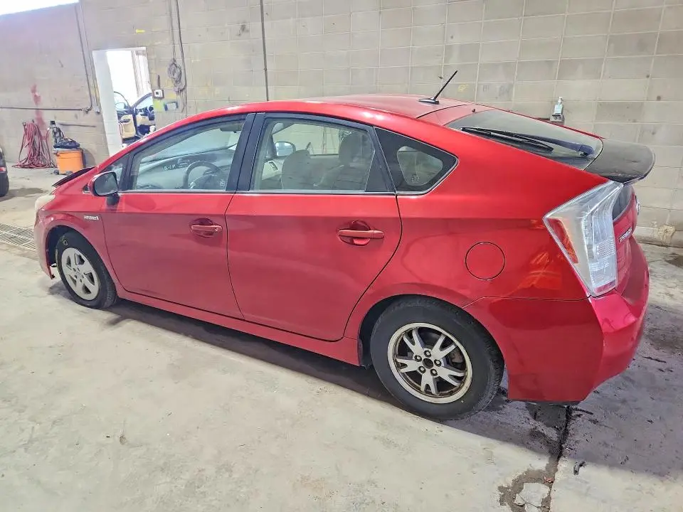 2011 TOYOTA PRIUS TWO  