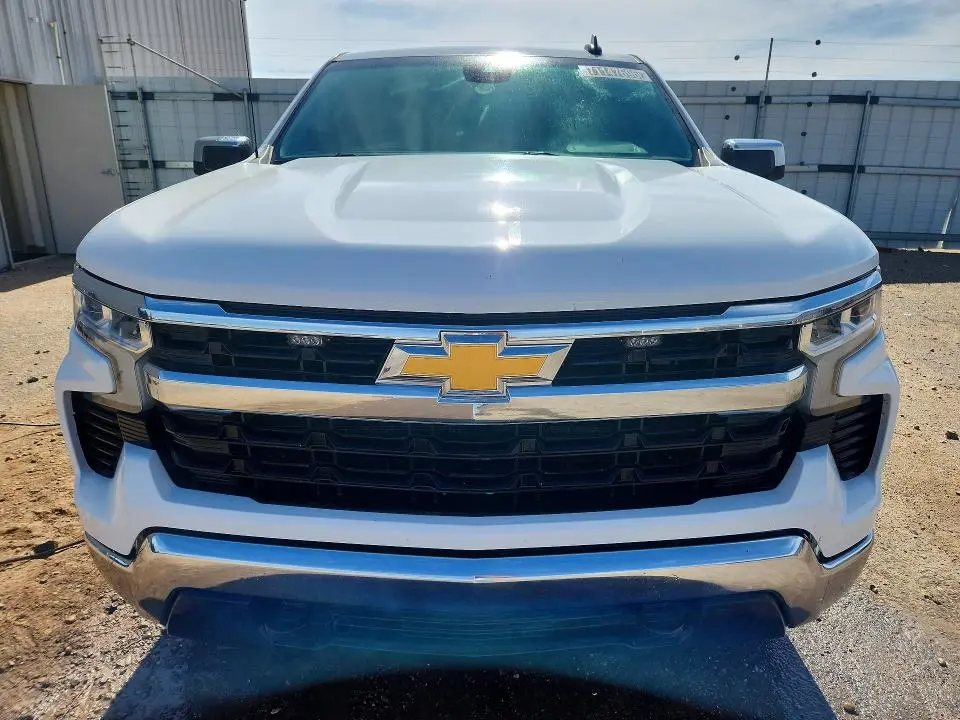 2024 CHEVROLET SILVERADO K1500 LT  