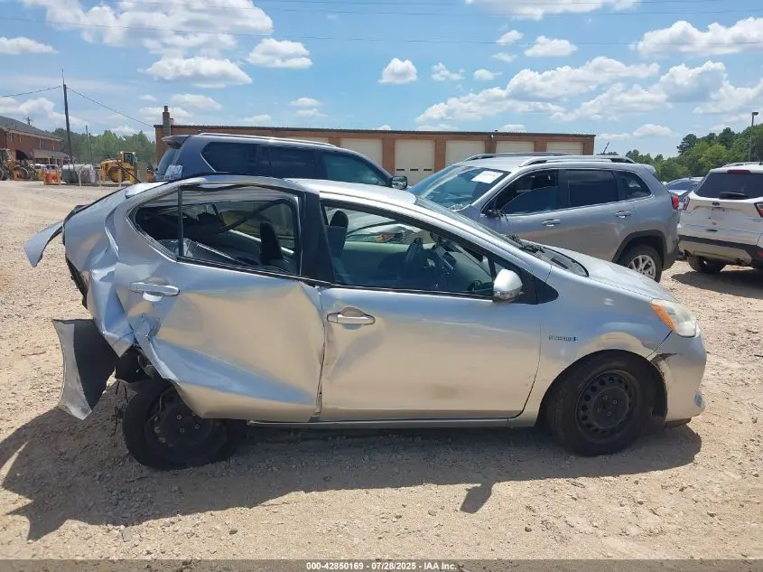 2013 TOYOTA PRIUS C ONE