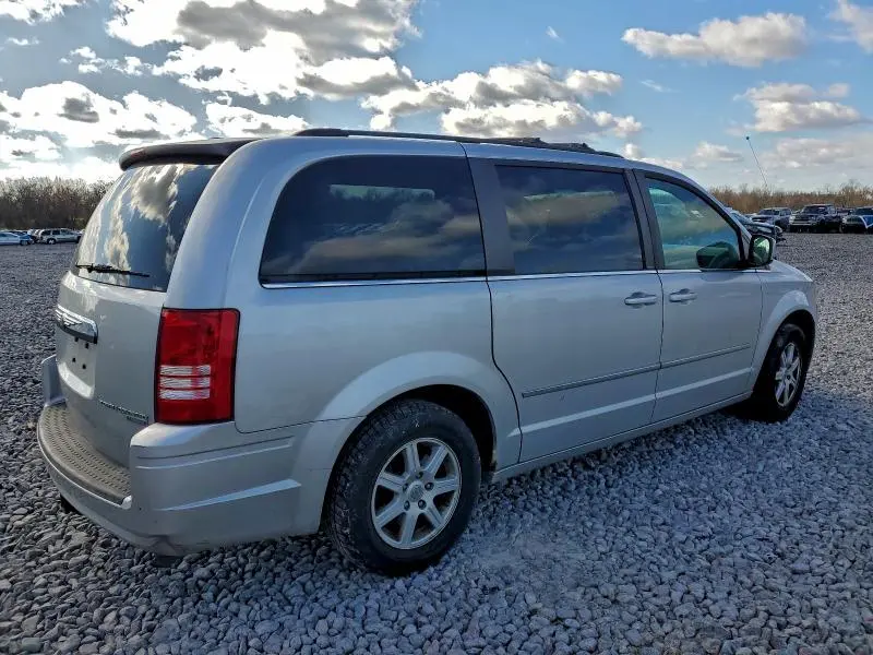 2010 CHRYSLER TOWN & COUNTRY TOURING  