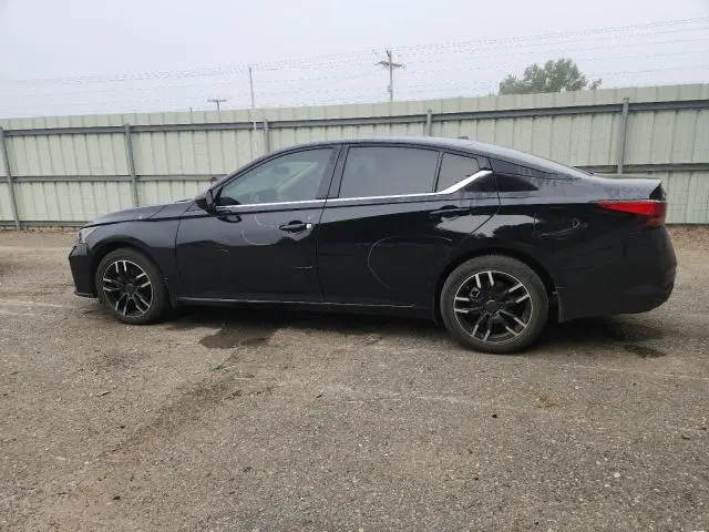 2024 NISSAN ALTIMA SR  
