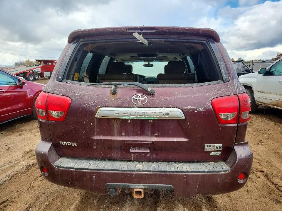 2010 TOYOTA SEQUOIA PLATINUM  