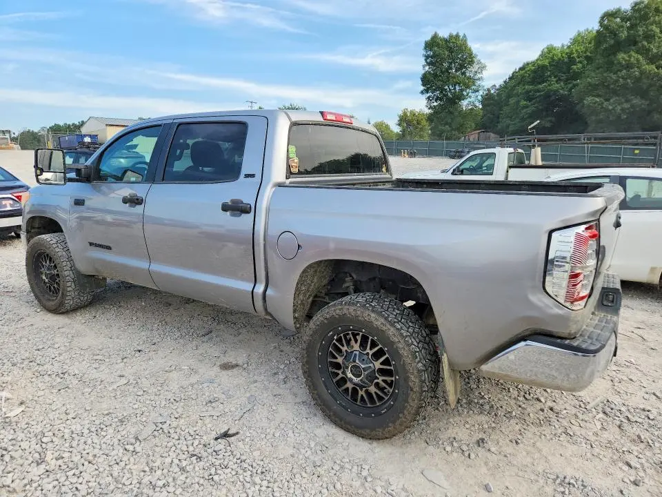 2016 TOYOTA TUNDRA SR5  