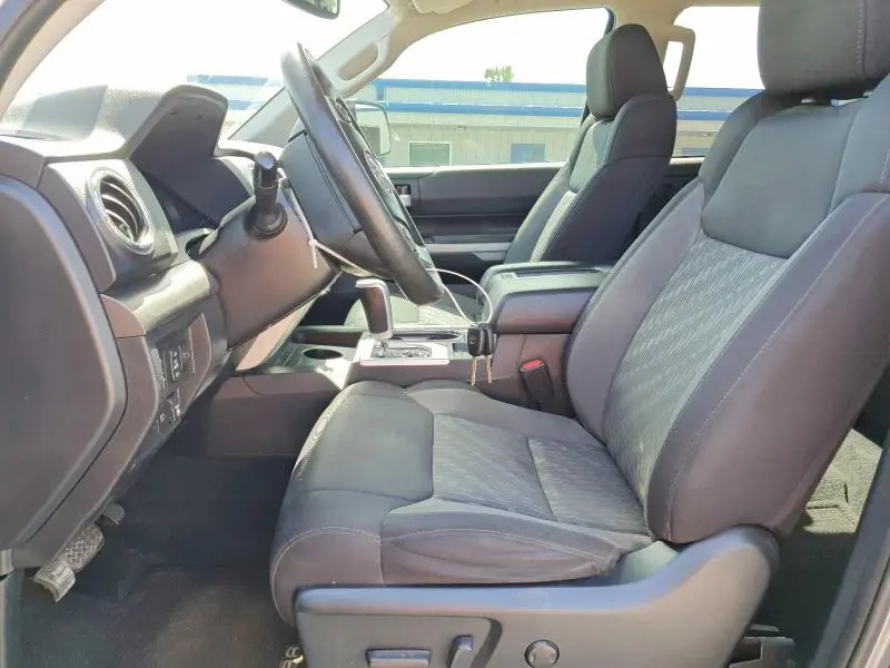 2021 TOYOTA TUNDRA CREWMAX SR5  