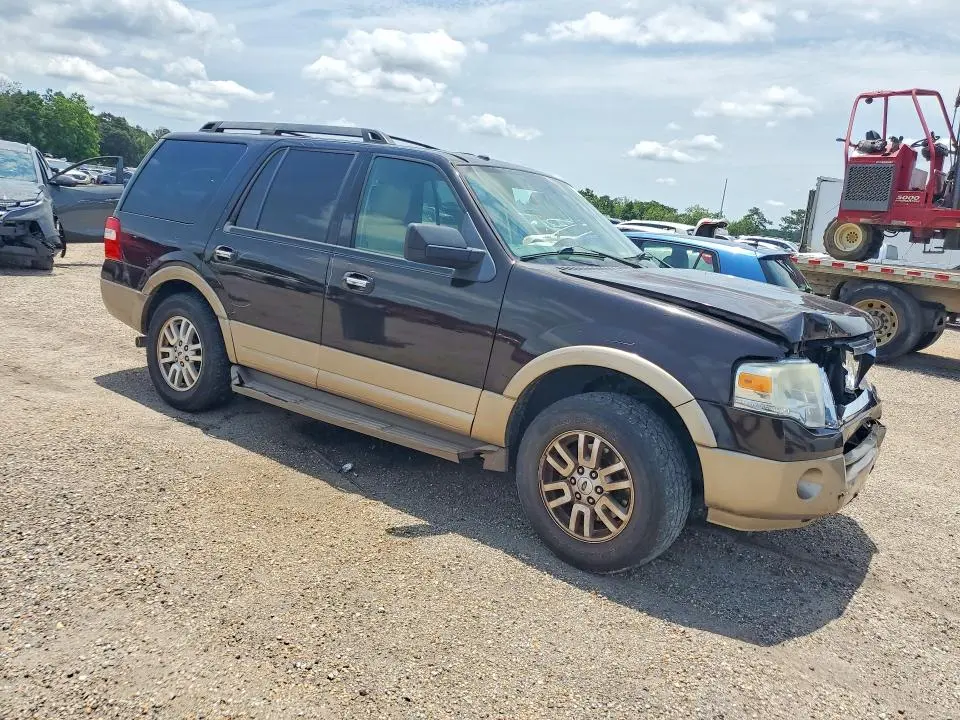 2013 FORD EXPEDITION XLT  