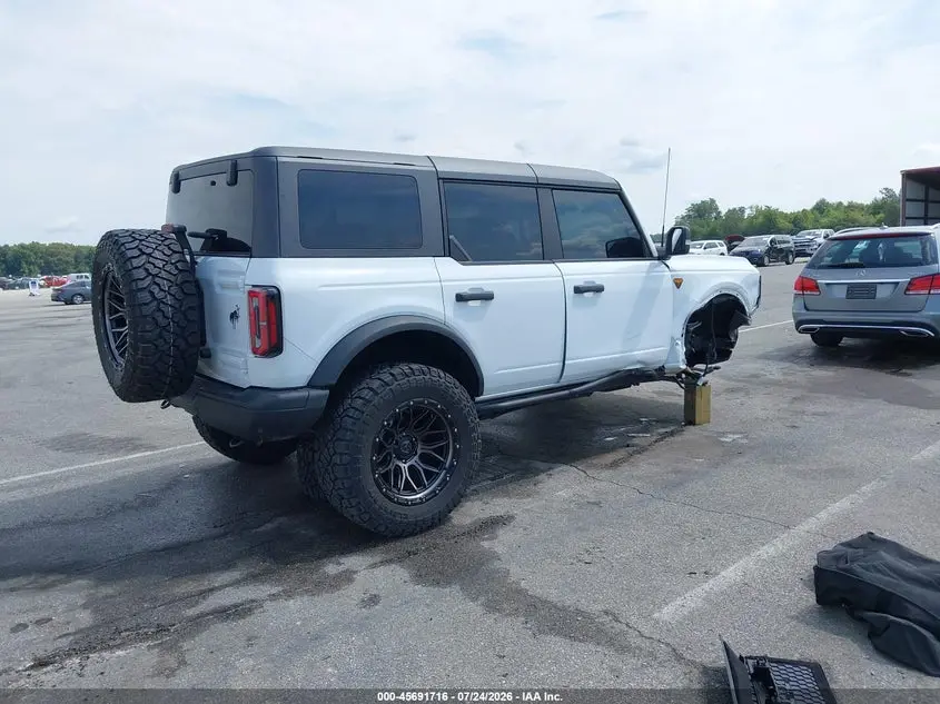 2024 FORD BRONCO BADLANDS