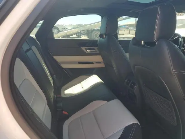 2016 JAGUAR XF R - SPORT  