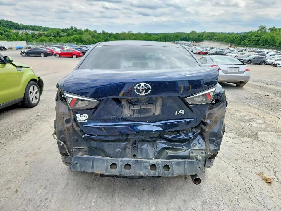 2017 TOYOTA YARIS IA BASE  