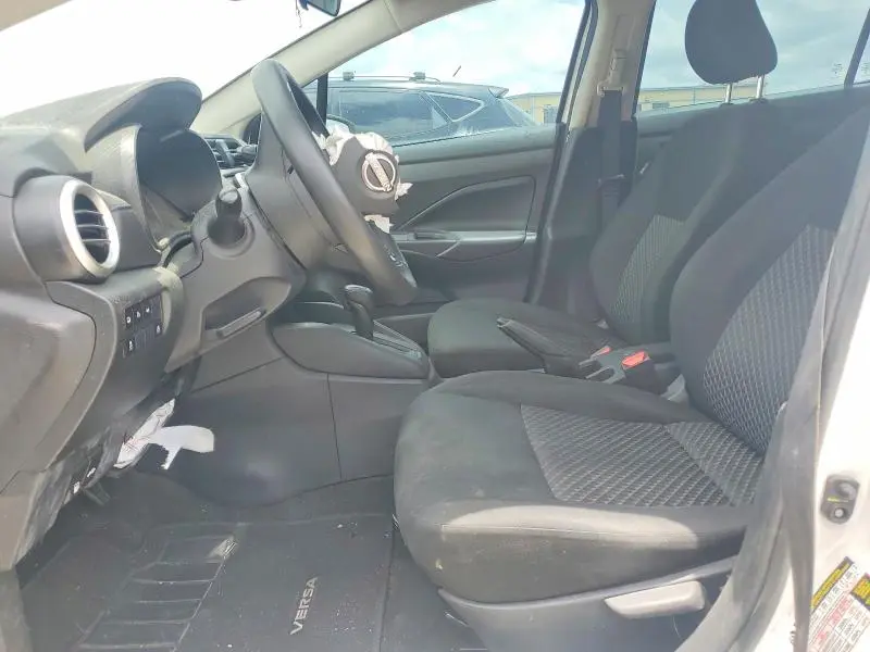 2023 NISSAN VERSA S  
