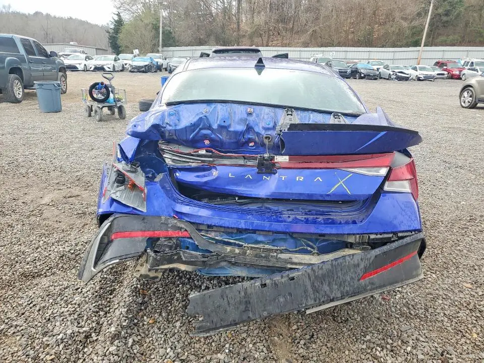 2025 HYUNDAI ELANTRA SEL SPORT  