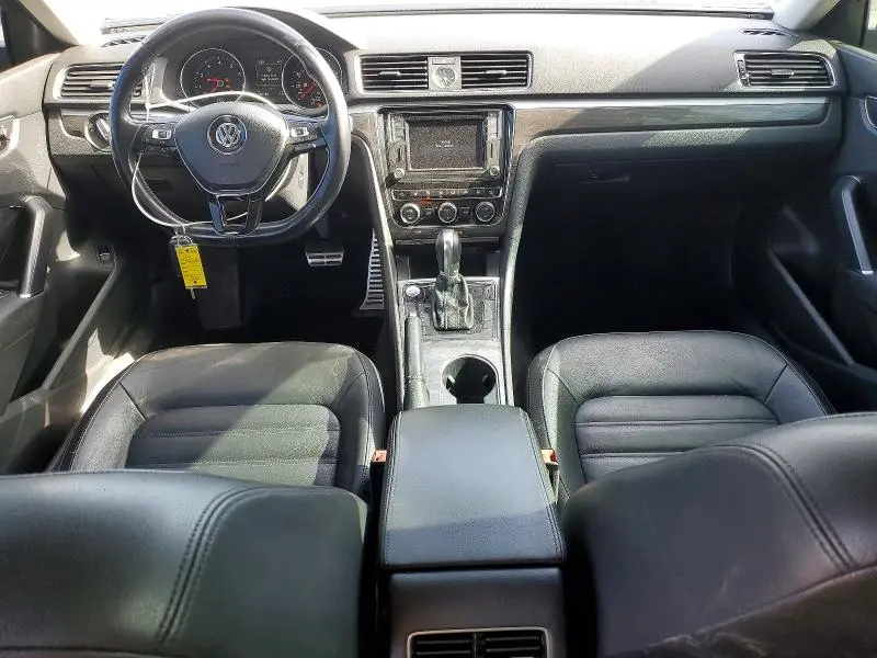 2017 VOLKSWAGEN PASSAT SEL PREMIUM  