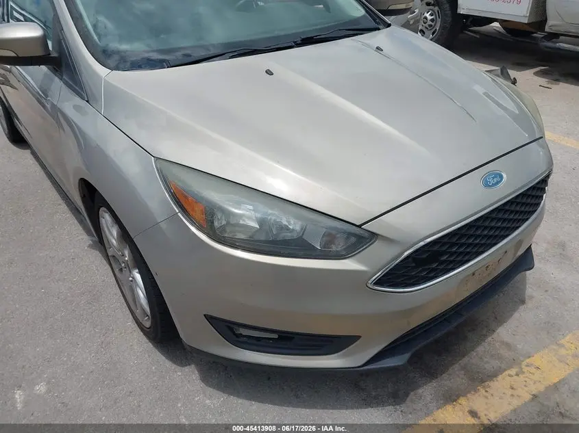 2015 FORD FOCUS SE
