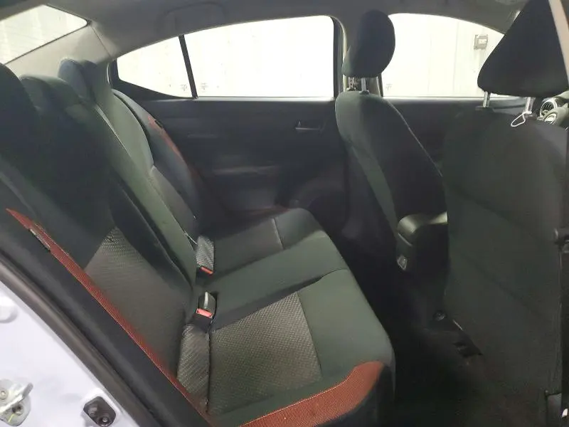 2024 NISSAN VERSA SR  