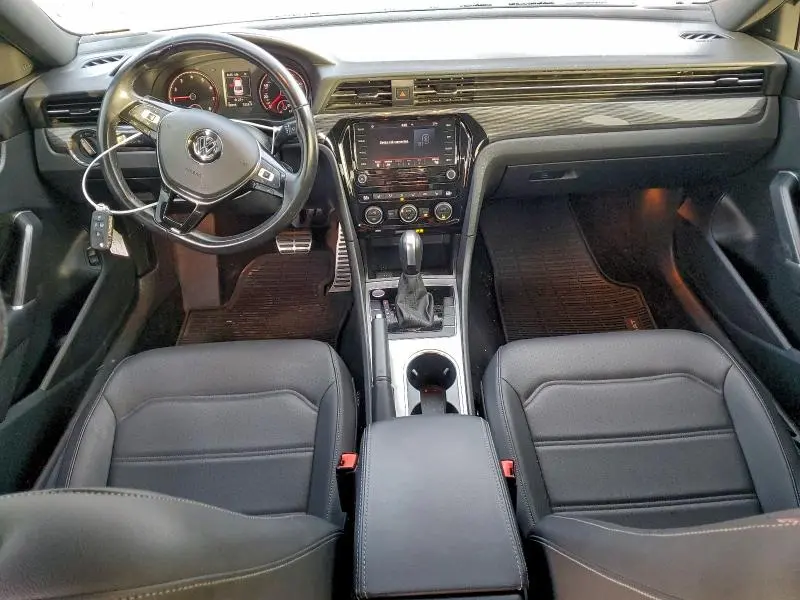 2021 VOLKSWAGEN PASSAT R-LINE  