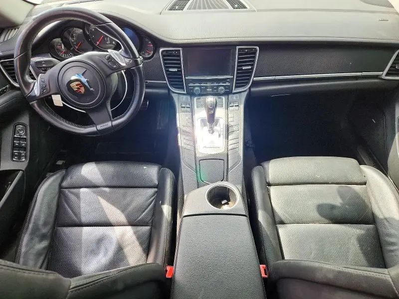 2012 PORSCHE PANAMERA 2  